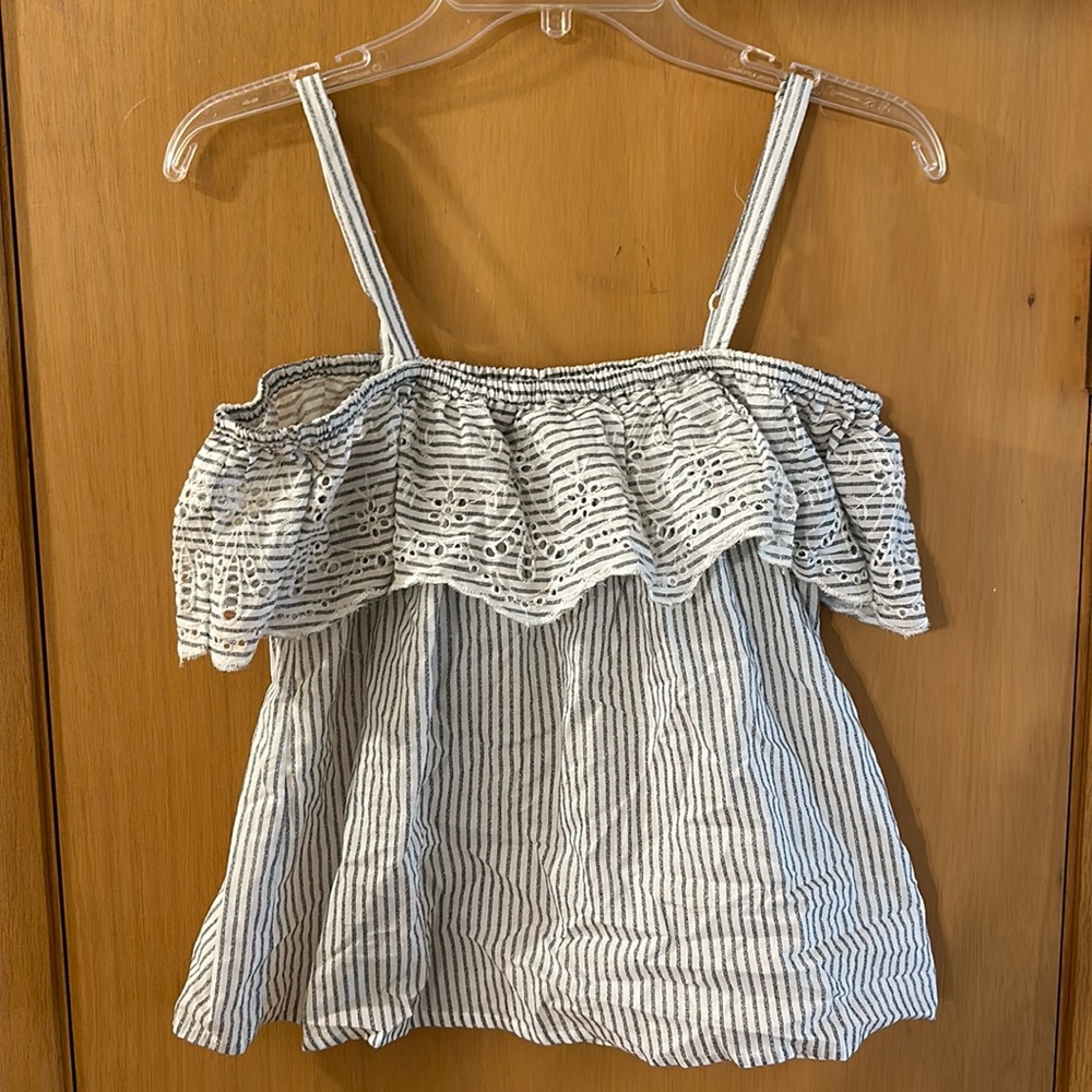 Isa & Ella Striped Lace Cold Shoulder Sleeveless Top Beachy White Blue M-L